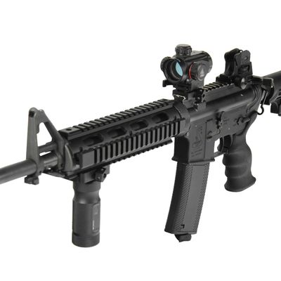 UTG AR15 FULL LENGTH DROP IN QUAD RAIL - BLACK