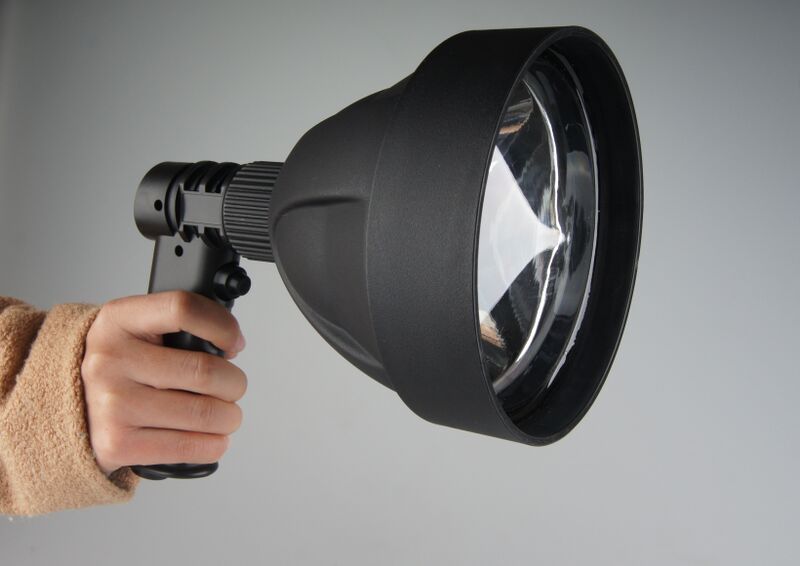 GAMEPRO BUBO XL 1040 LUMEN LED SPOTLIGHT