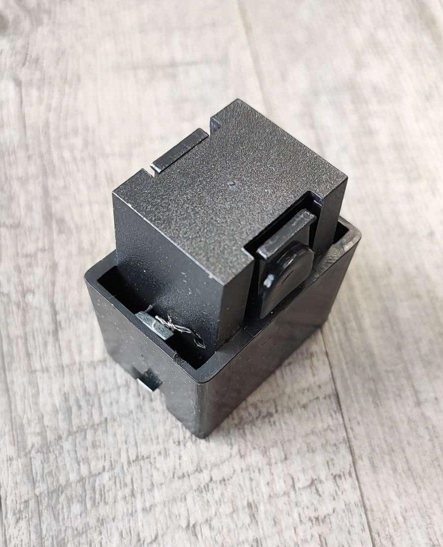 80KV STUN GUN LAUNCHER W/ 3X CARTRIDGES - NeonSales {{ shop.shopifyCountryName }}