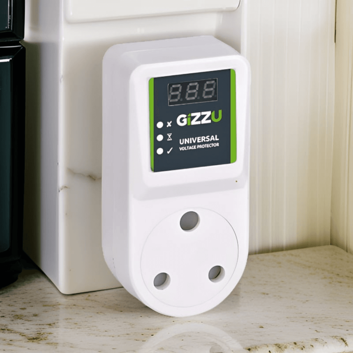 Gizzu 16A Protector Plug - Universal Voltage