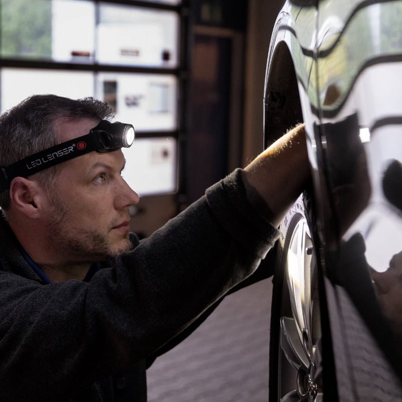 Ledlenser H3.2 Headlamp (2 of 3)