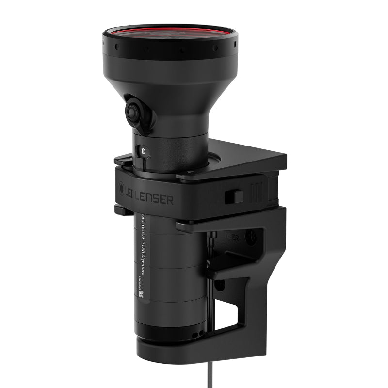Ledlenser P18R Signature Flashlight (4 of 7)