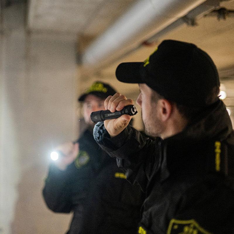 Ledlenser TAC7R Tactical Flashlight (6 of 8)