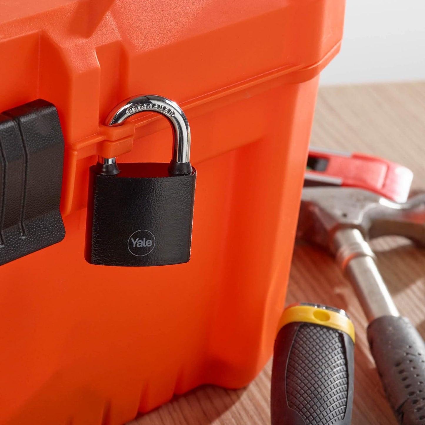 YALE CAST IRON PADLOCK - 50MM OPEN SHACKLE