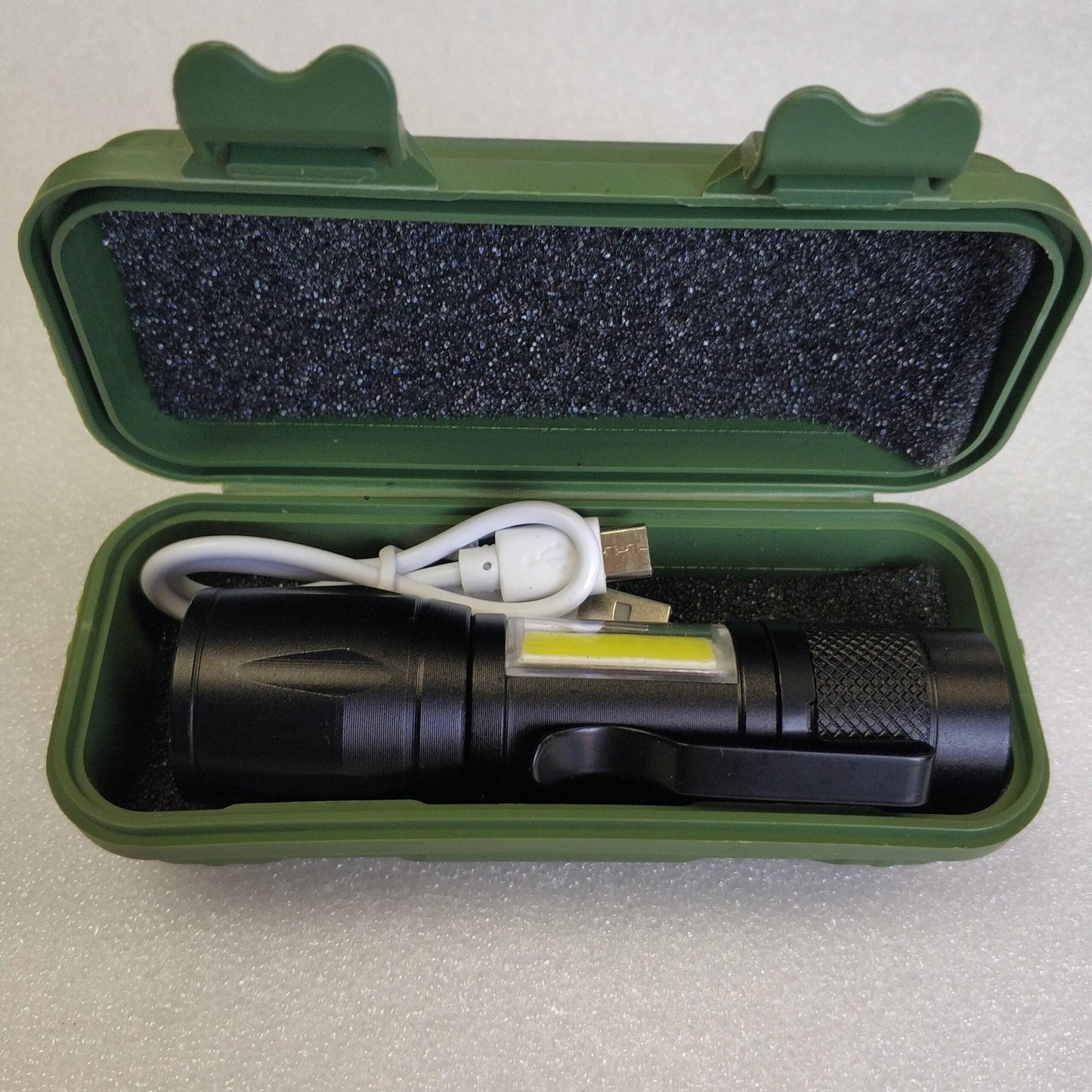 ANDOWL MINI RECHARGEABLE FLASHLIGHT - Q-S112 - NeonSales {{ shop.shopifyCountryName }}