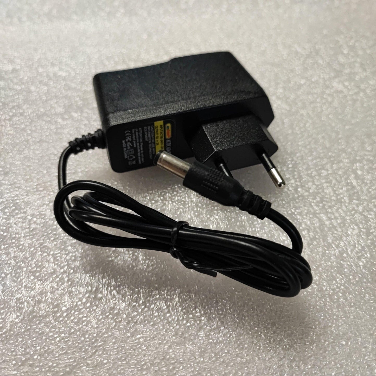ANDOWL POWER ADAPTER (5V/2A) - Q-DC303 - NeonSales {{ shop.shopifyCountryName }}