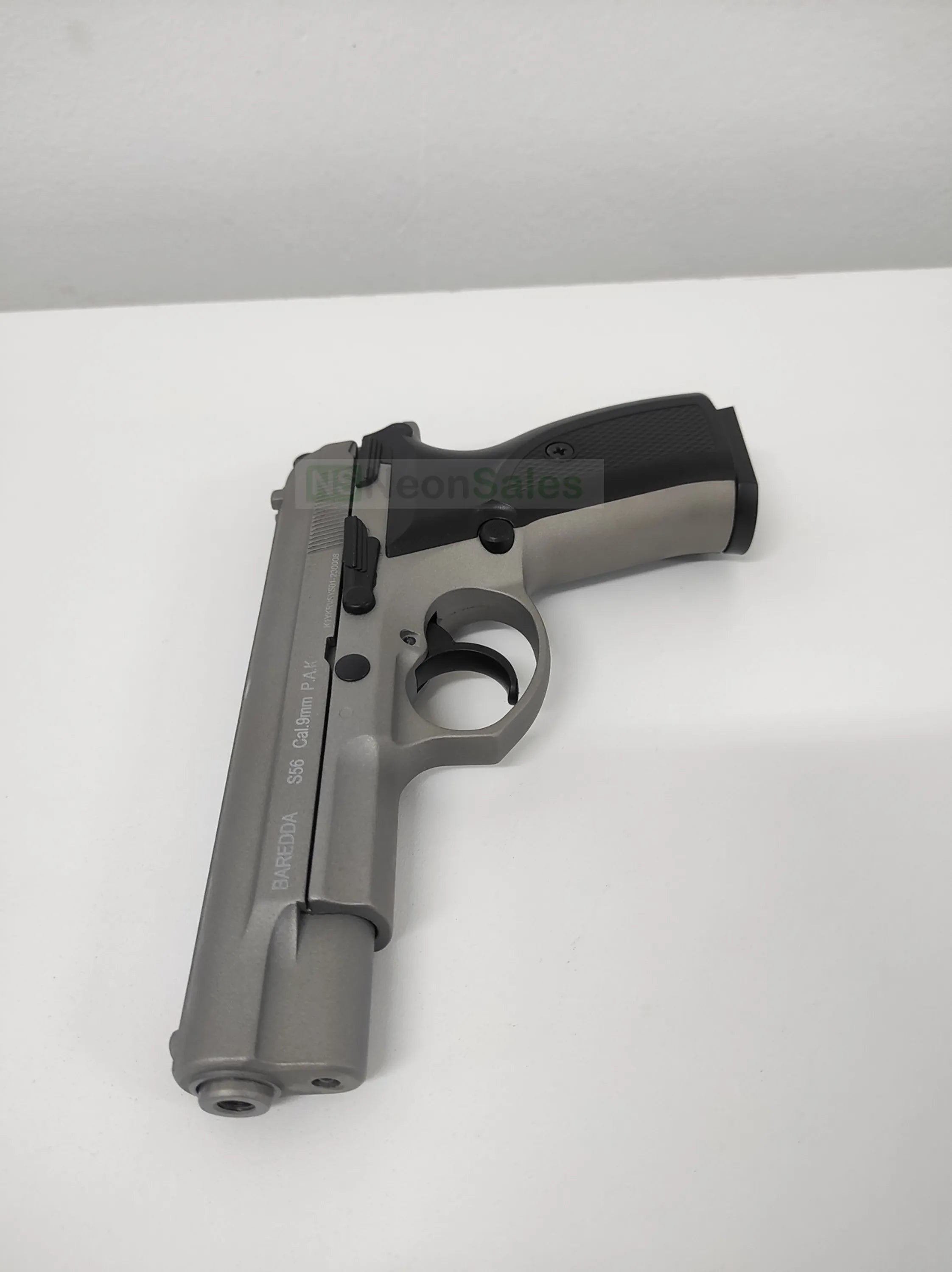 BAREDDA S56 FUME+ 10 BLANKS + HOLSTER - NeonSales {{ shop.shopifyCountryName }}