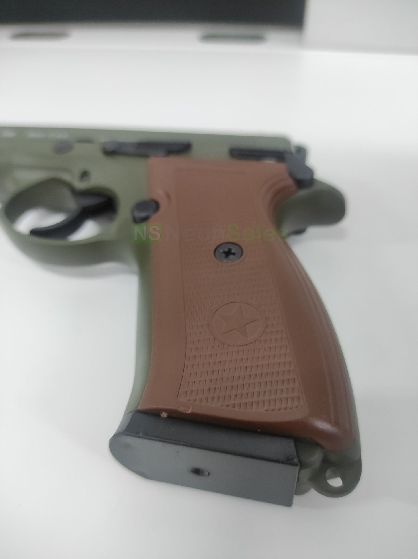 BAREDDA S56 - SET OF BROWN GRIPS - NeonSales {{ shop.shopifyCountryName }}