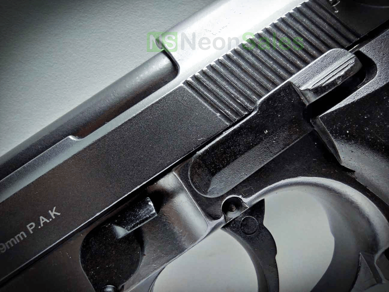 BLOW F92 BLANK GUN - FUME - NeonSales {{ shop.shopifyCountryName }}