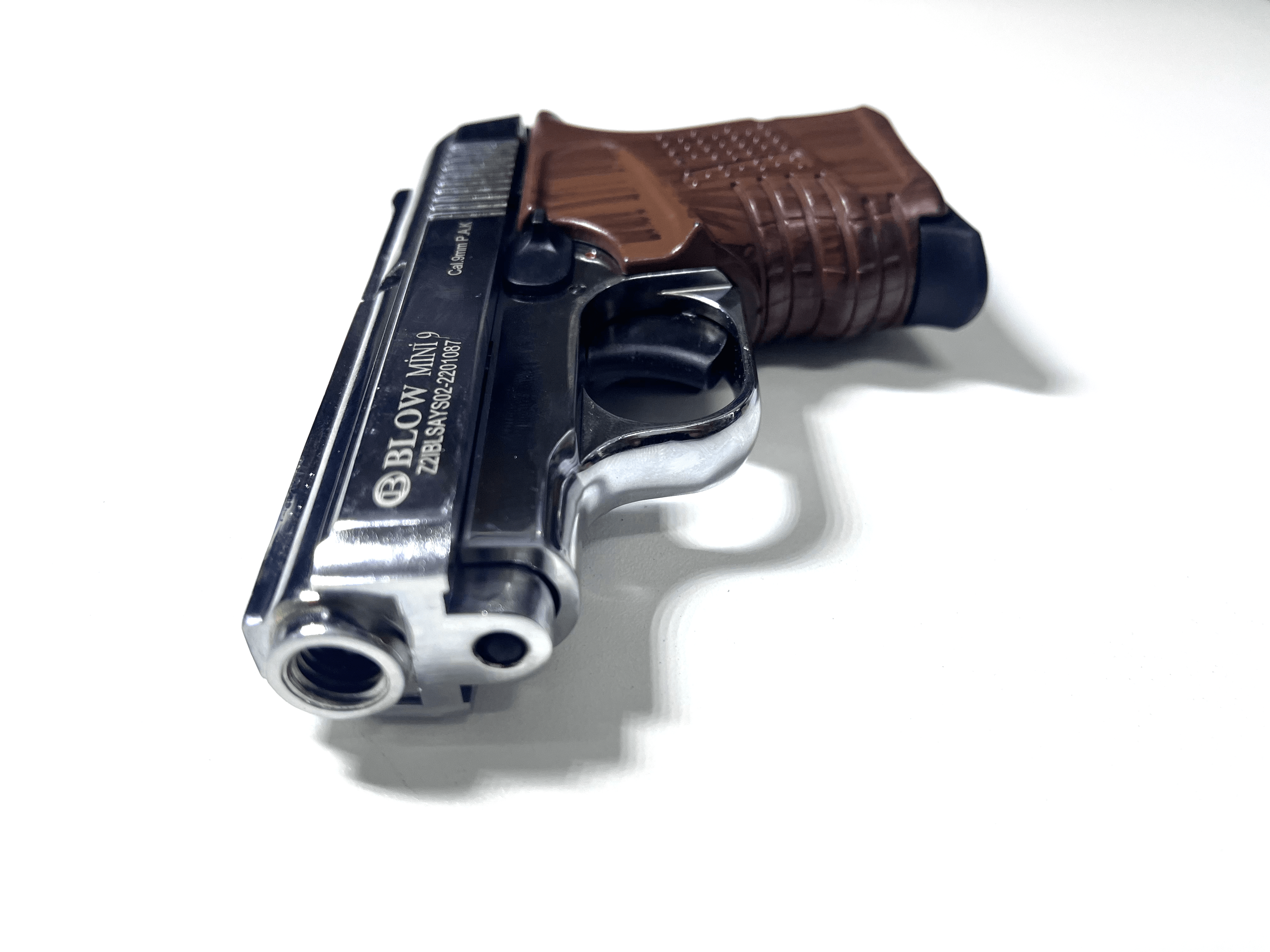 BLOW MINI 9 SHINY CHROME W/BROWN GRIPS + 15 BLANKS - NeonSales {{ shop.shopifyCountryName }}
