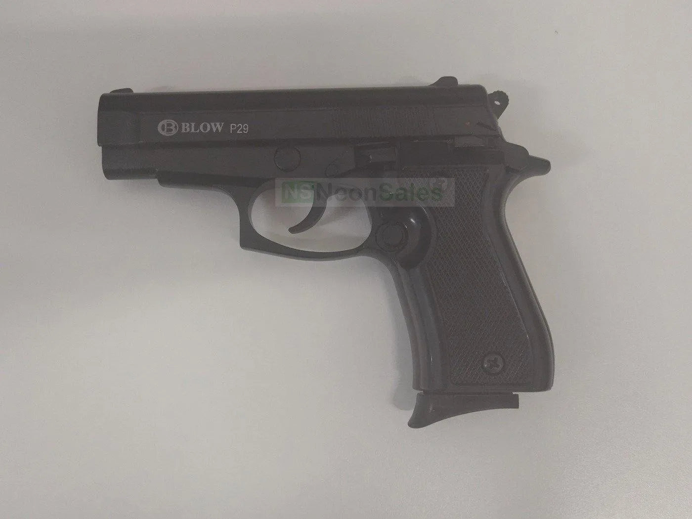 BLOW P29 BLACK + 15 BLANKS + HOLSTER - NeonSales {{ shop.shopifyCountryName }}