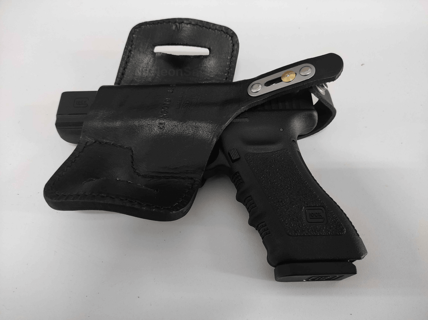 EL PASO HARD LEATHER BIKINI HOLSTER, GLOCK 17/19 - NeonSales {{ shop.shopifyCountryName }}