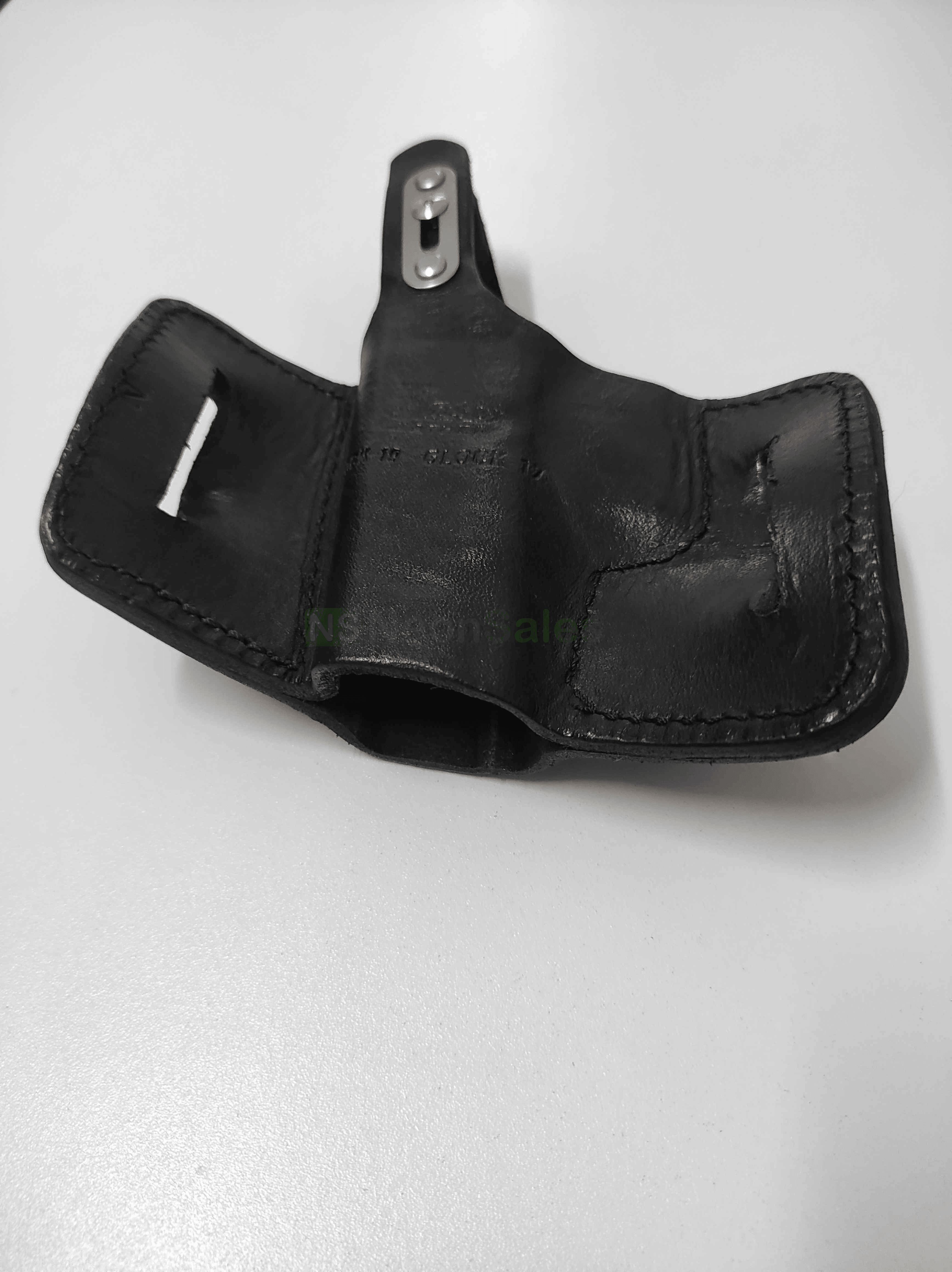 EL PASO HARD LEATHER BIKINI HOLSTER, GLOCK 17/19 - NeonSales {{ shop.shopifyCountryName }}