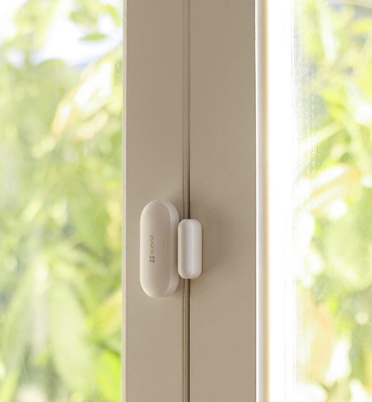 EZVIZ T2C OPEN/CLOSE SENSOR - NeonSales {{ shop.shopifyCountryName }}