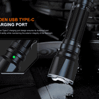 FENIX FLASHLIGHT BLACK - TK22R - NeonSales {{ shop.shopifyCountryName }}