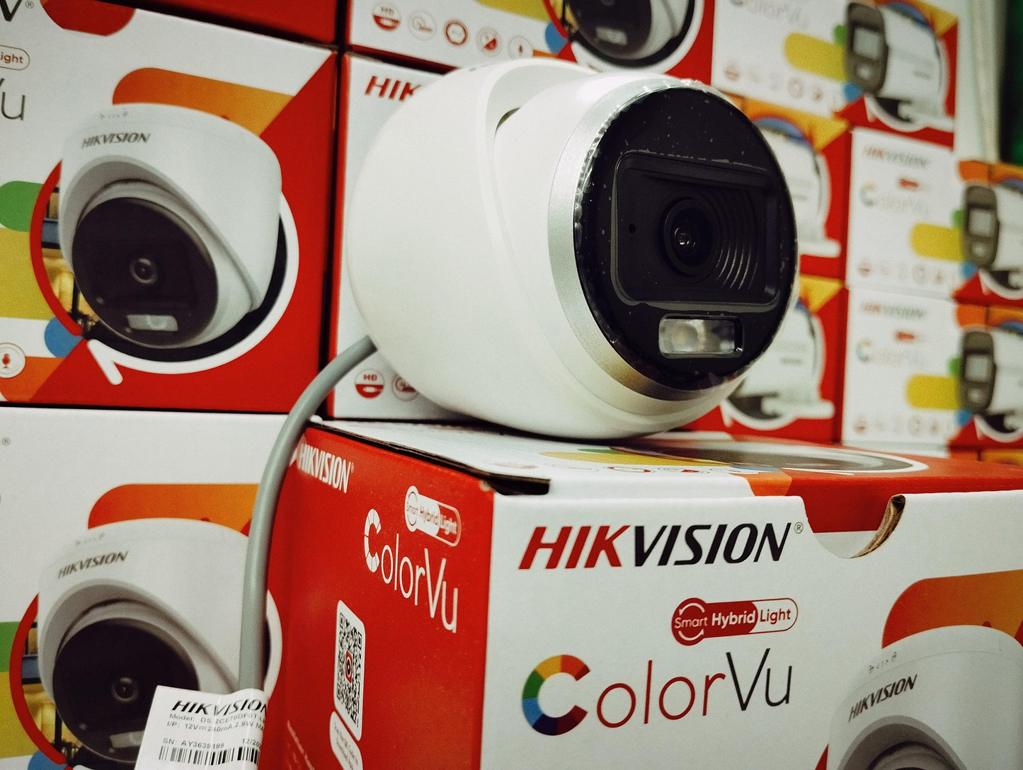 HIK 2MP HYBRID COLORVU DOME 2.8MM DS-2CE70DF0T-LPF - NeonSales {{ shop.shopifyCountryName }}