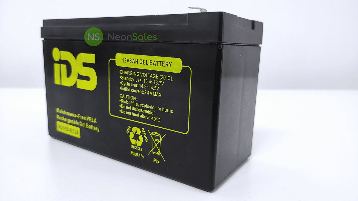 12V 8Ah rechargeable GEL battery included with COM7772