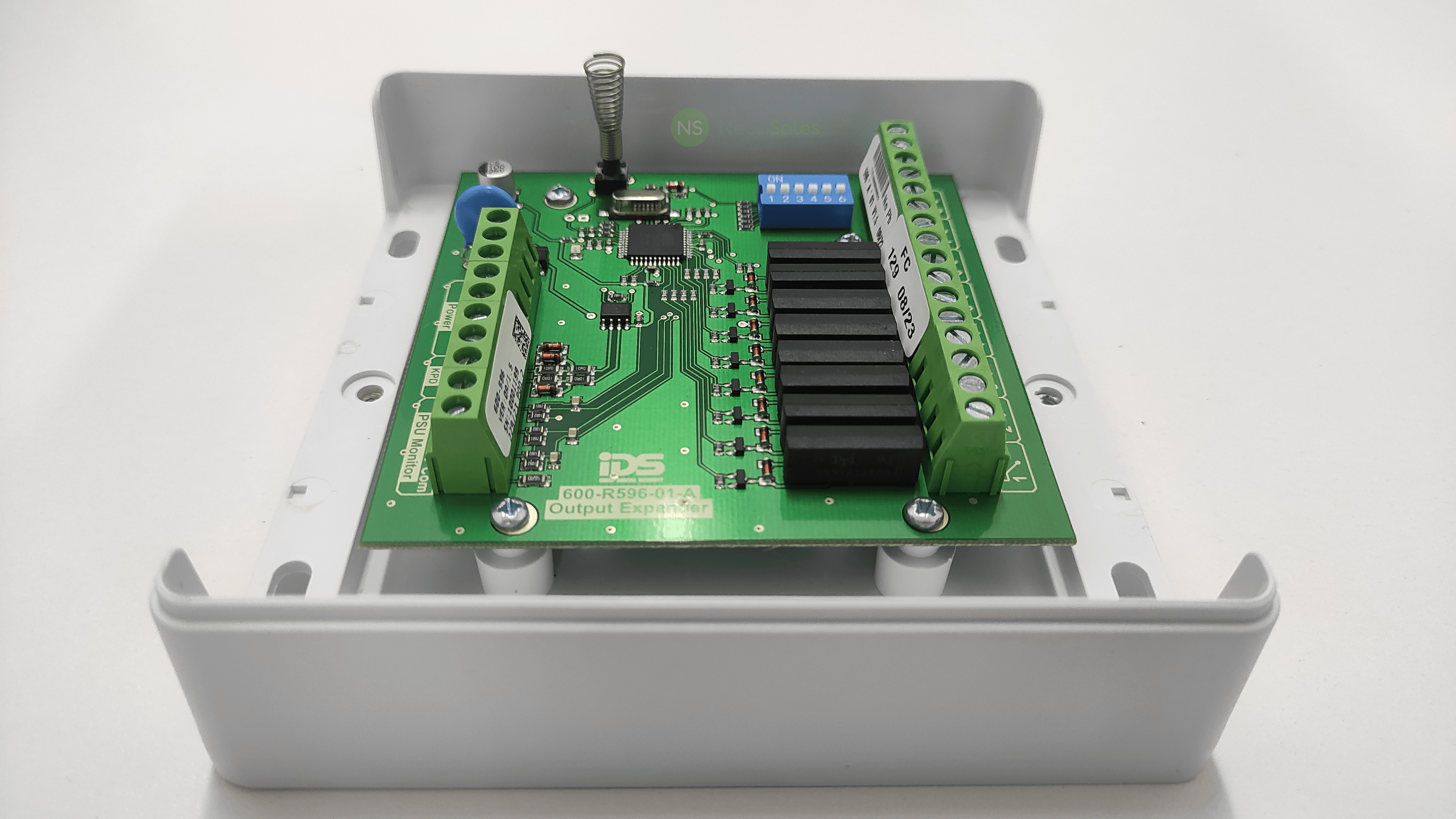 IDS 8CH OUTPUT EXPANDER RELAY - NeonSales South Africa