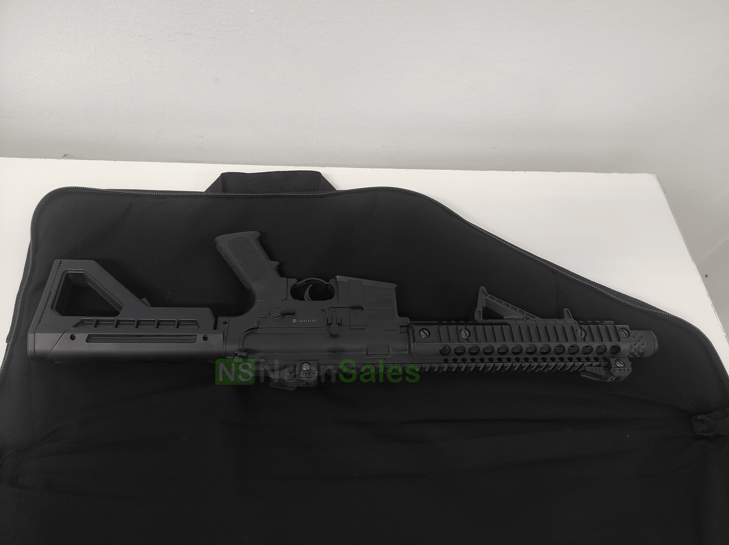 MAVERICK DELUXE ASSAULT RIFLE BAG 31" - BLACK - NeonSales {{ shop.shopifyCountryName }}