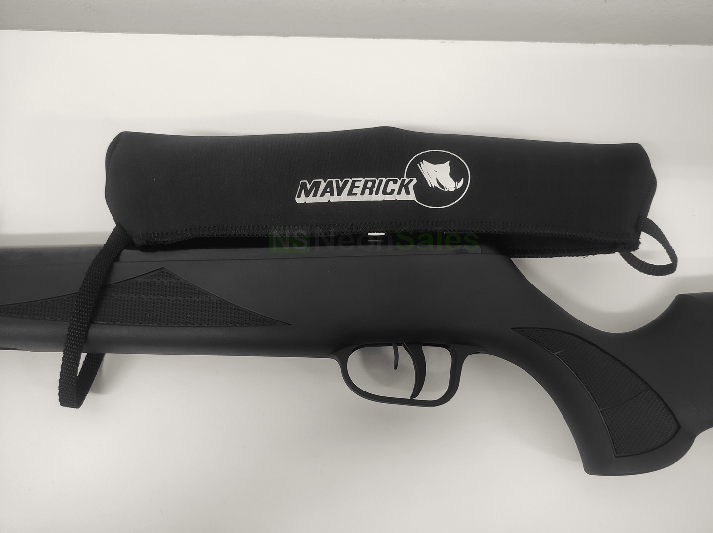 MAVERICK NEOPRENE SCOPE COVER - 15" - NeonSales {{ shop.shopifyCountryName }}