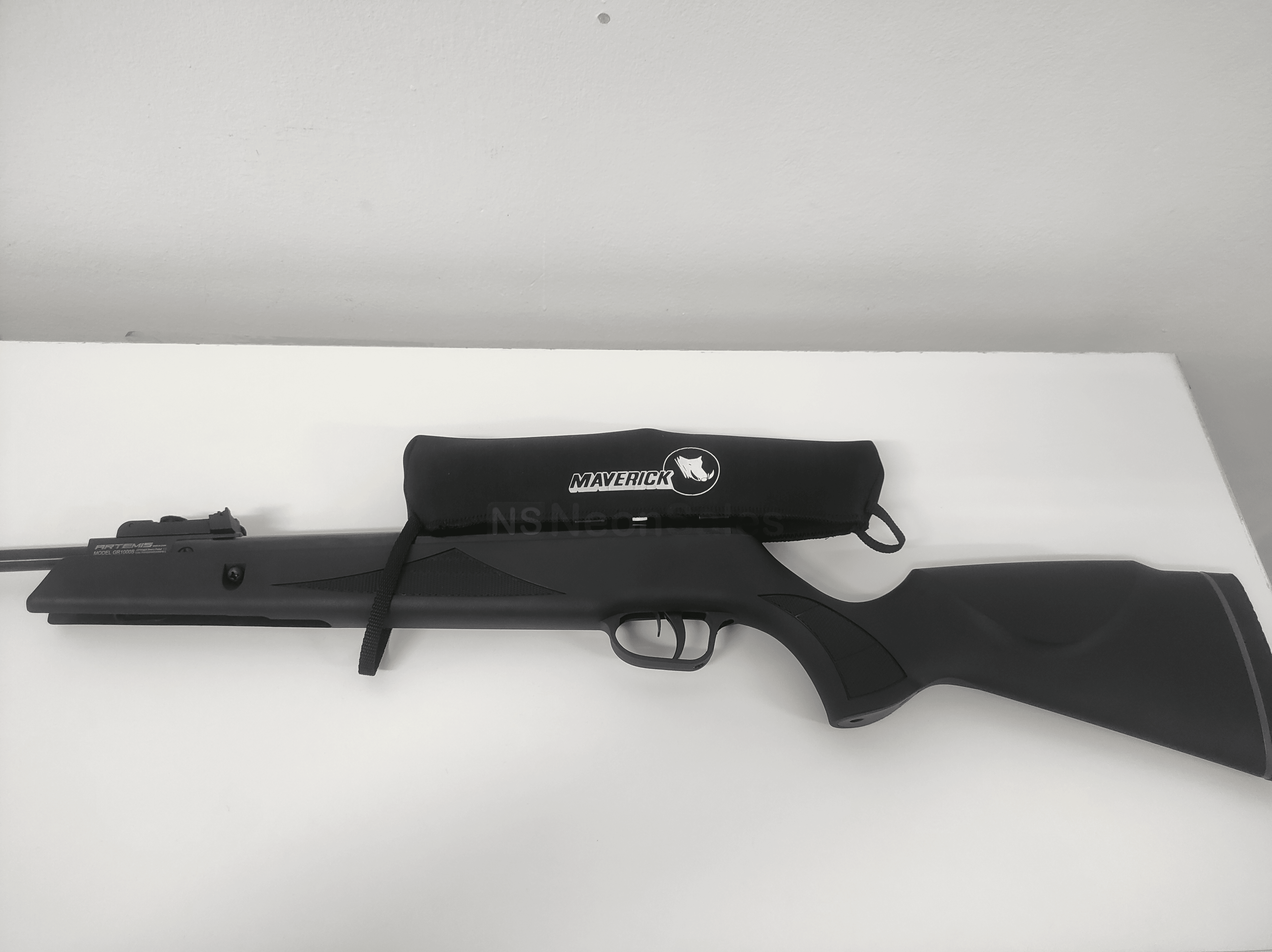 MAVERICK NEOPRENE SCOPE COVER - 15" - NeonSales {{ shop.shopifyCountryName }}