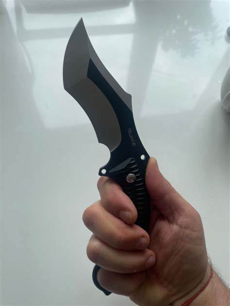 RUIKE KNIFE F181-B1 BLACK/SILVER - NeonSales {{ shop.shopifyCountryName }}