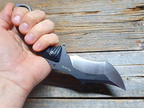 RUIKE KNIFE F181-B1 BLACK/SILVER - NeonSales {{ shop.shopifyCountryName }}