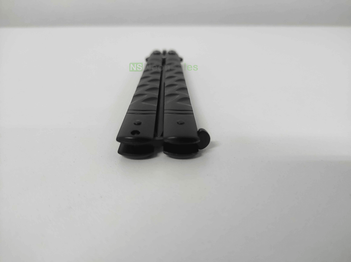 SLIMLINE BUTTERFLY KNIFE WITH CLIP EDGE - BLACK - NeonSales {{ shop.shopifyCountryName }}