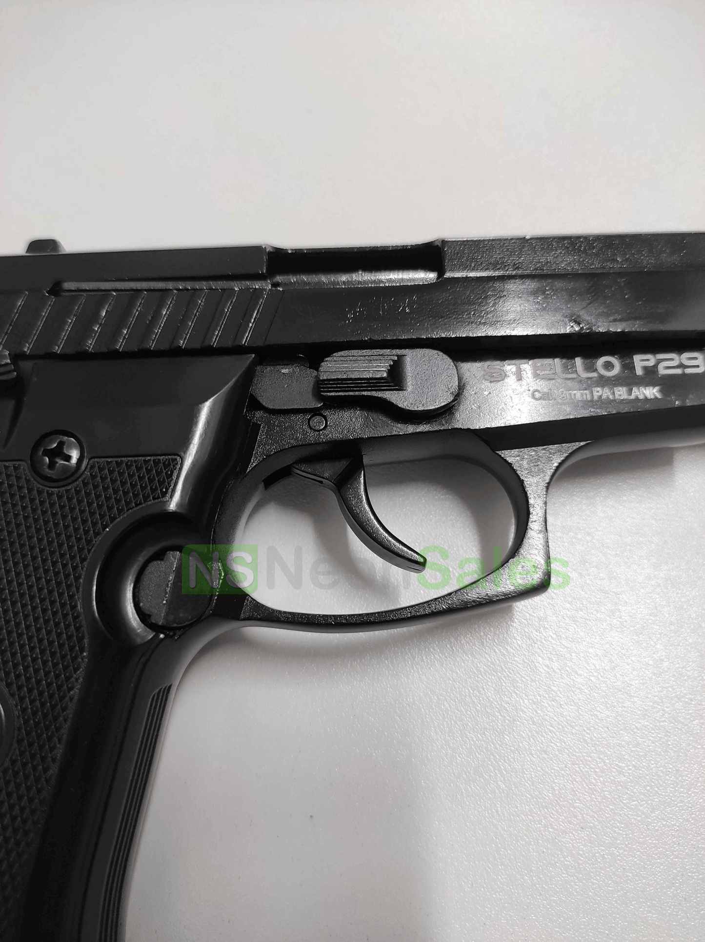 STELLO P29 BLANK GUN +10 BLANKS +HOLSTER + TEARGAS - NeonSales {{ shop.shopifyCountryName }}