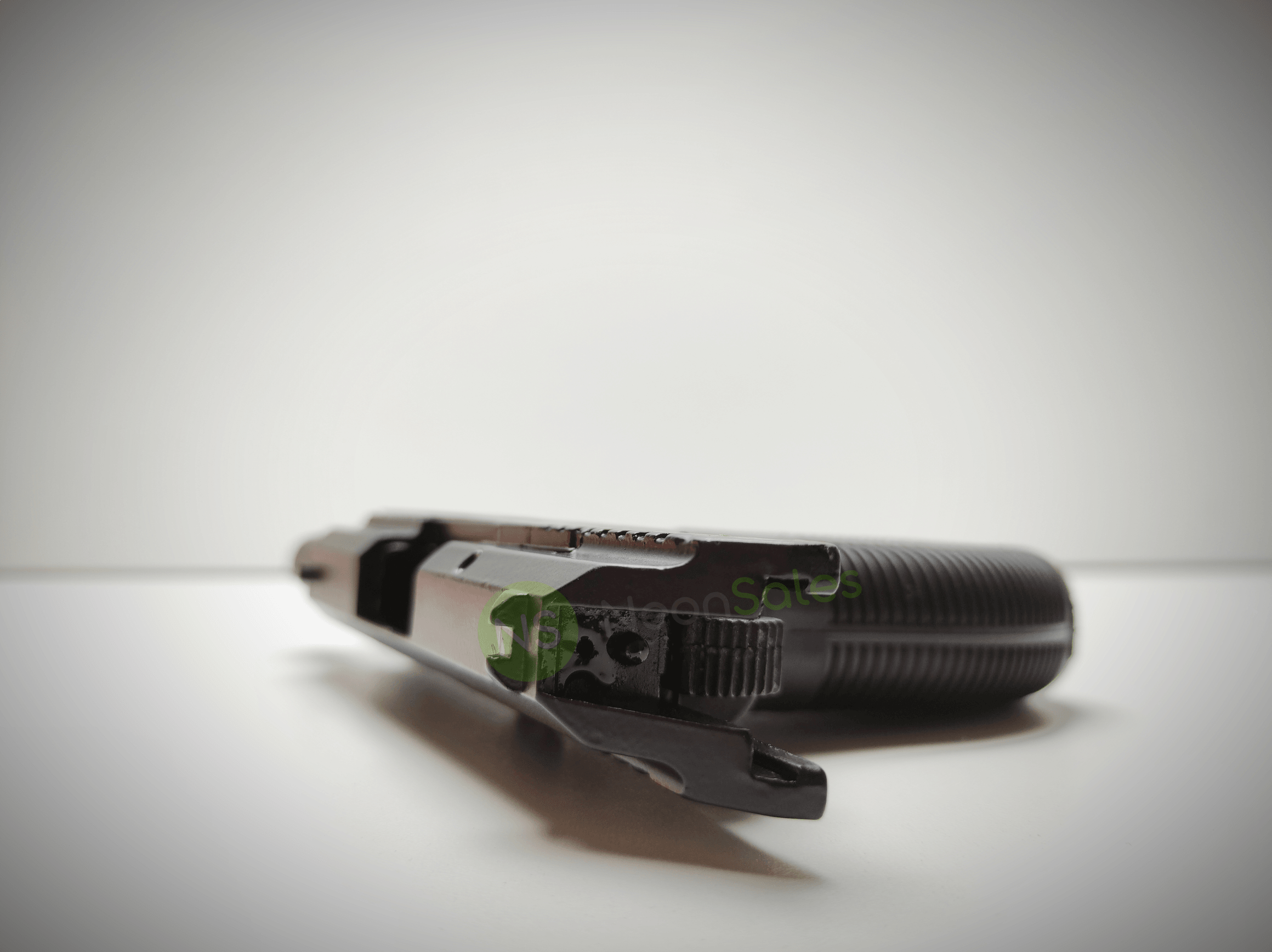 SUR ARMS 2004 BLANK GUN + 10 BLANKS - NeonSales {{ shop.shopifyCountryName }}