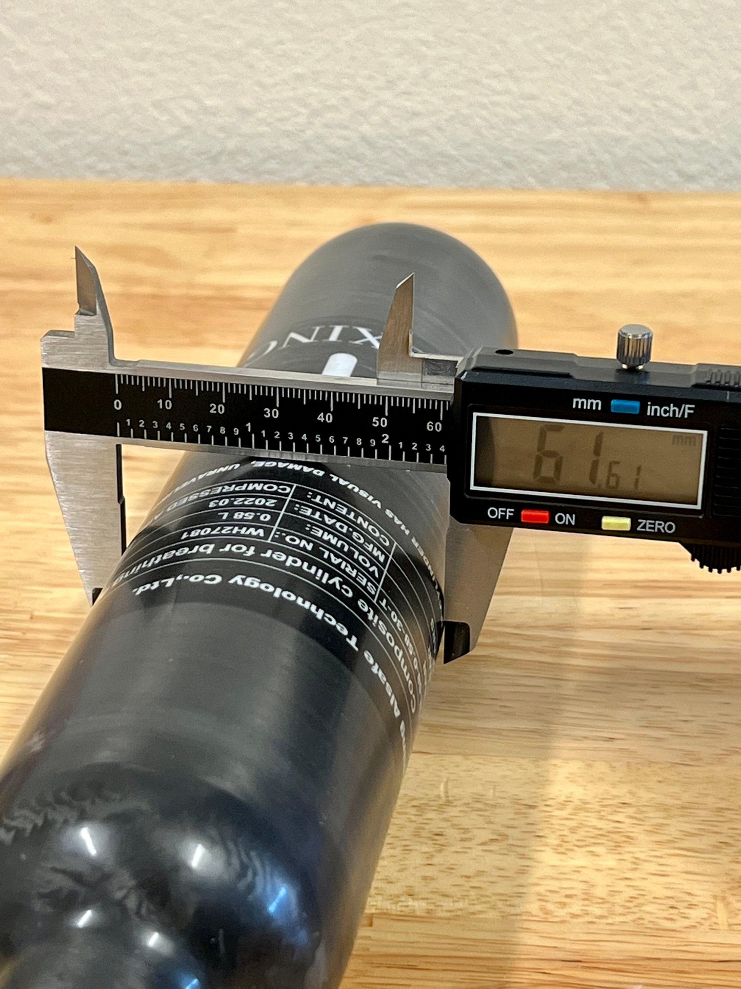 ALSAFE 580CC CARBON FIBRE TANK - M18X1.5 - NeonSales {{ shop.shopifyCountryName }}