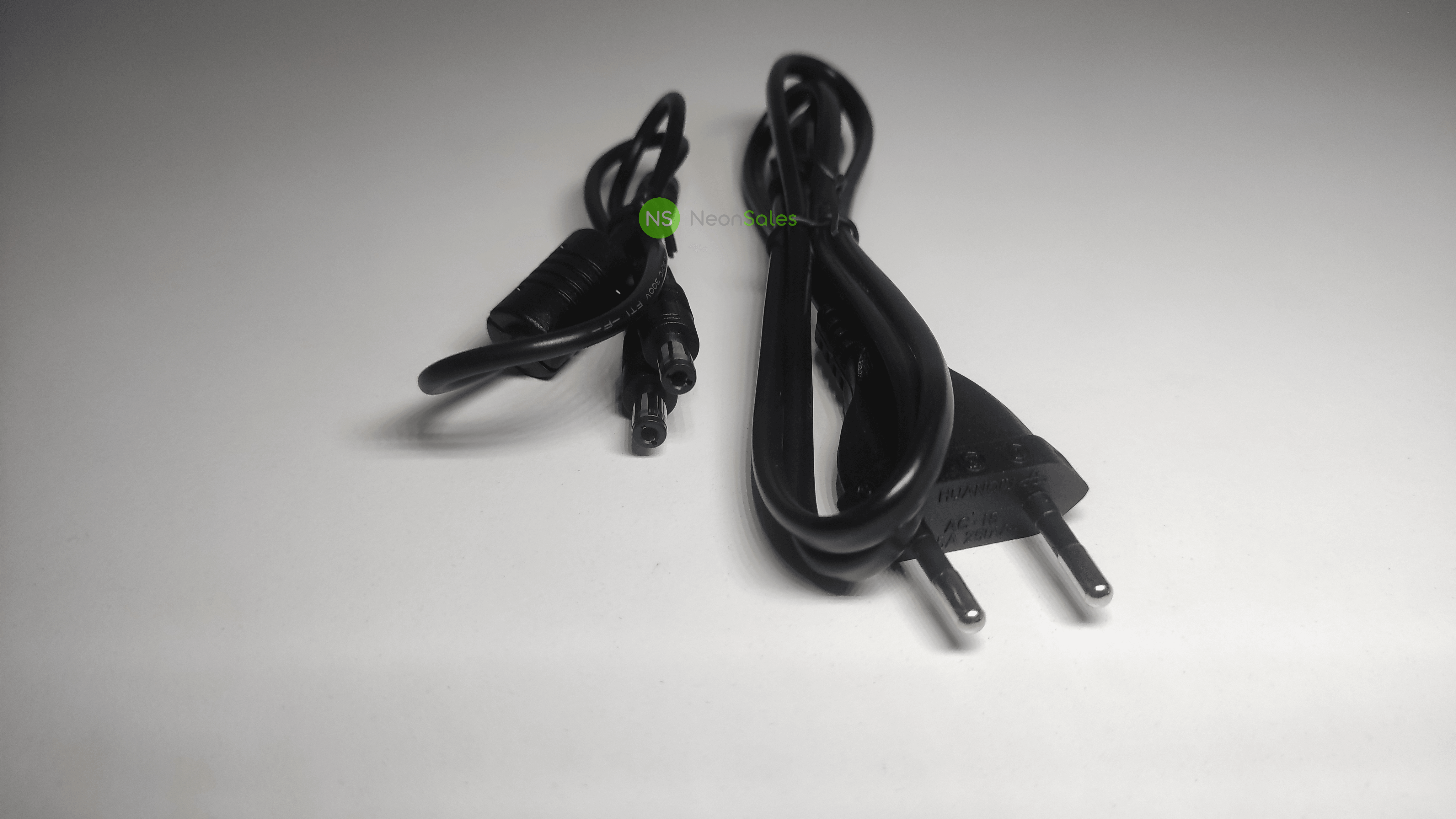ANDOWL 10000MAH MINI DC UPS Q-UP700 - NeonSales {{ shop.shopifyCountryName }}