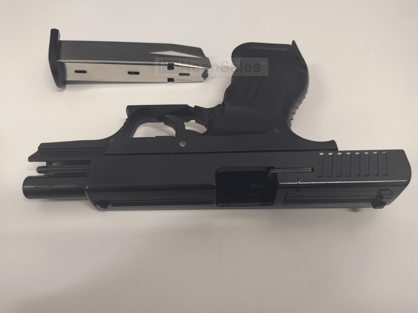 BAREDDA MODEL C4 BLANK GUN - BLACK - NeonSales {{ shop.shopifyCountryName }}