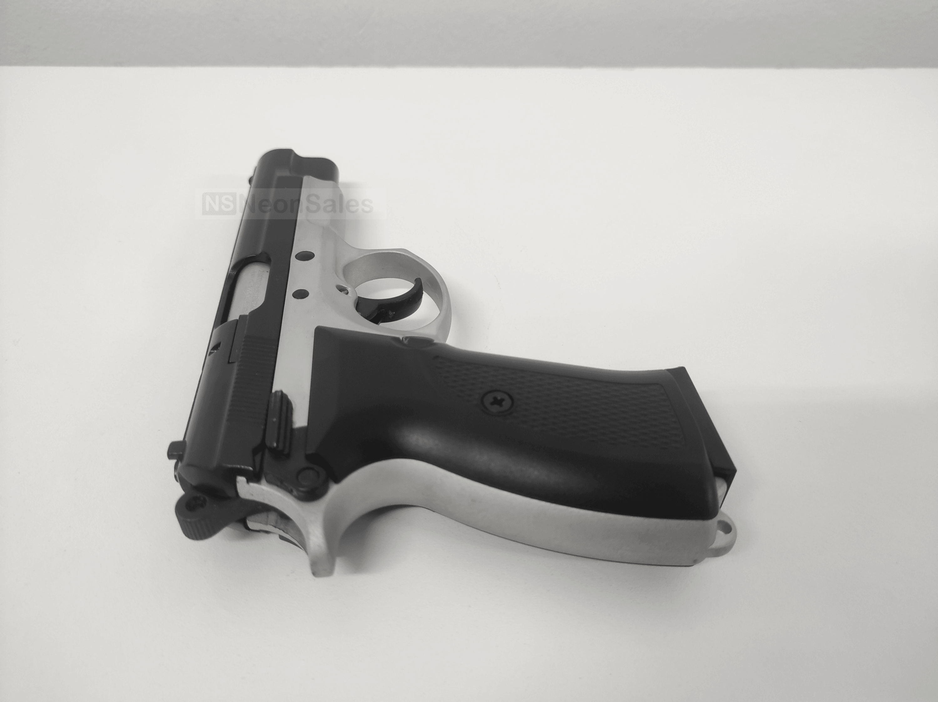 BAREDDA S56 BLANK GUN - BLACK & WHITE - NeonSales South Africa