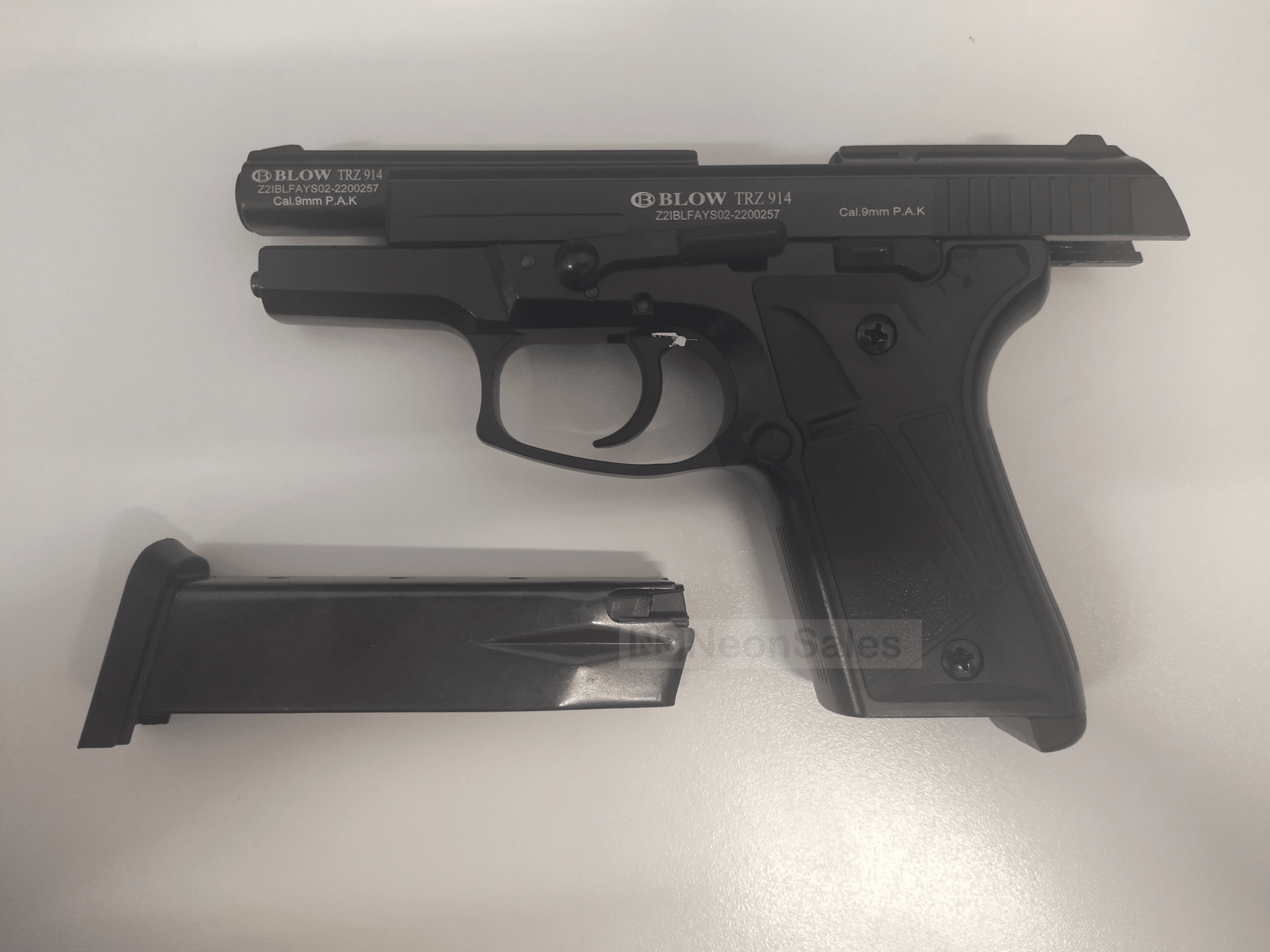 BLOW TRZ914 BLANK GUN - BLACK - NeonSales {{ shop.shopifyCountryName }}