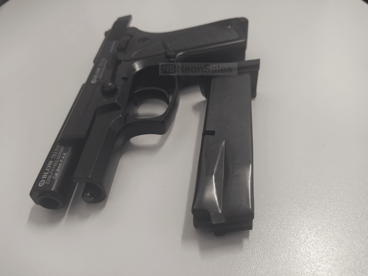 BLOW TRZ914 BLANK GUN - BLACK - NeonSales {{ shop.shopifyCountryName }}