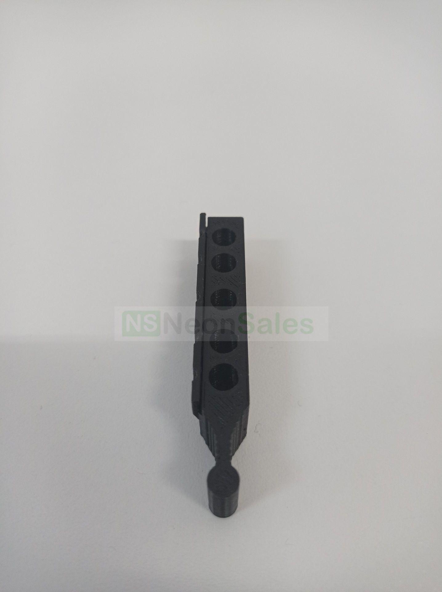 DELETE - NeonSales {{ shop.shopifyCountryName }}