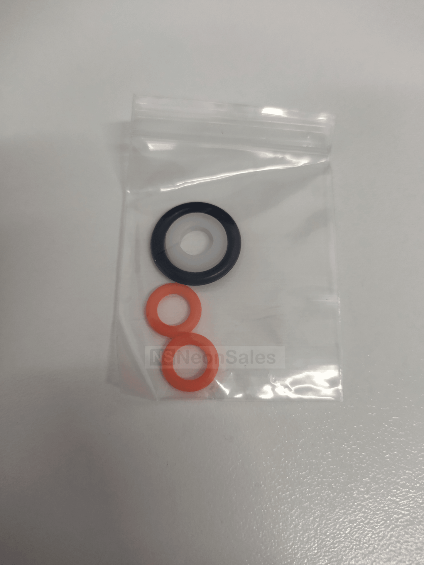 DIN SCUBA FILLING STATION W/ BLEEDER VALVE & HOSE - NeonSales {{ shop.shopifyCountryName }}