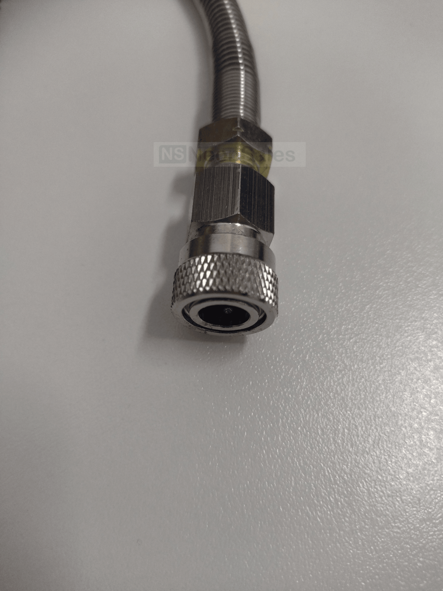 DIN SCUBA FILLING STATION W/ BLEEDER VALVE & HOSE - NeonSales {{ shop.shopifyCountryName }}