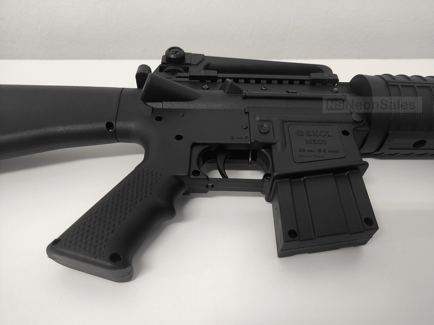 EKOL MOD 550 (M16 REPLICA) BREAK BARREL RIFLE .22 - NeonSales {{ shop.shopifyCountryName }}