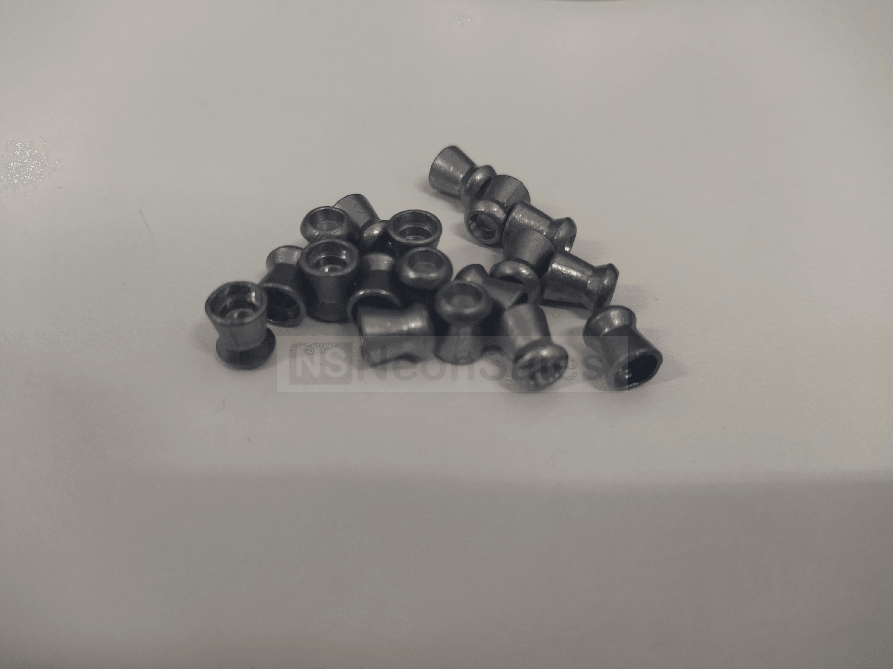 GAMO HOLLOWPOINT PELLETS .22 (15.43GR) - 250's - NeonSales {{ shop.shopifyCountryName }}