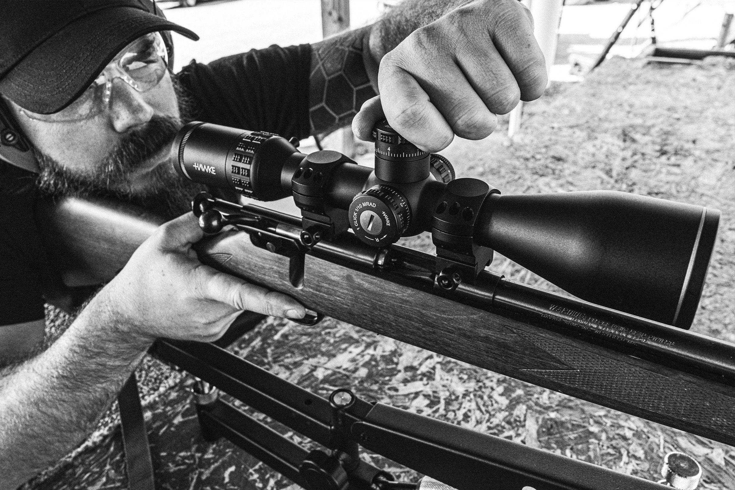 HAWKE SIDEWINDER 4-16X50 10X1/2 MIL DOT - 17250 - NeonSales {{ shop.shopifyCountryName }}