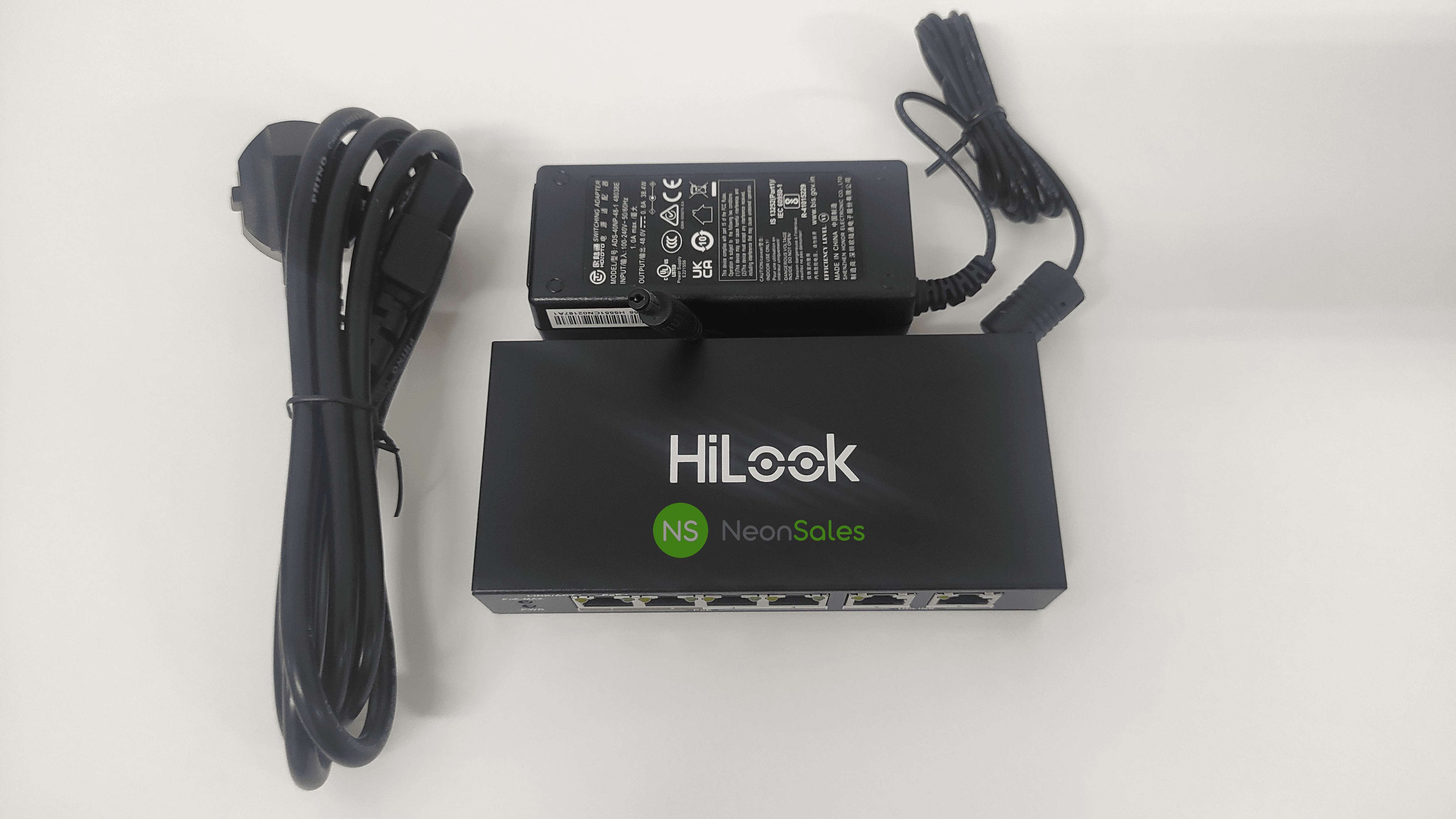 HILOOK 4 PORT POE SWITCH 10/100MBPS NS-0106P-35 - NeonSales {{ shop.shopifyCountryName }}