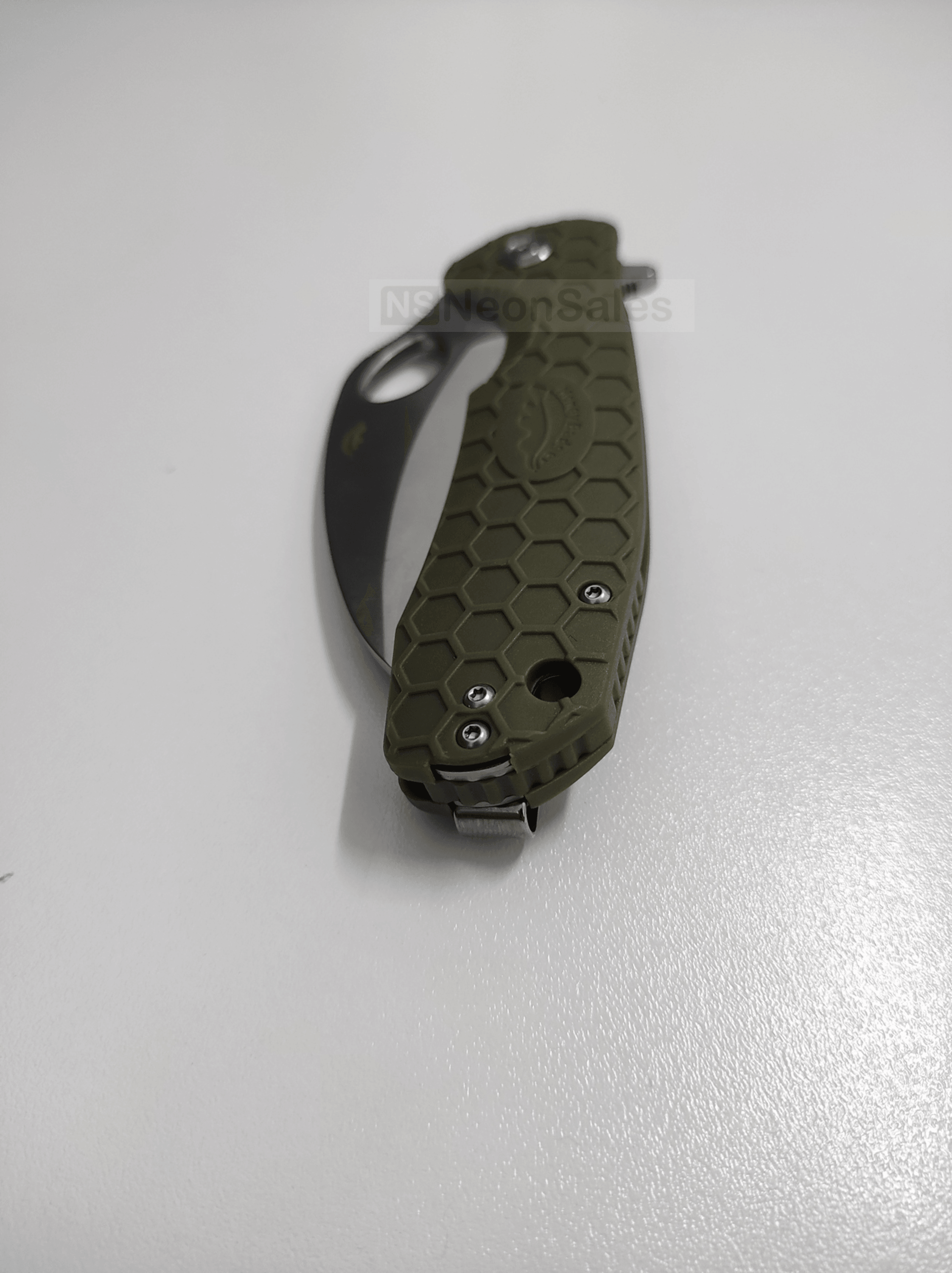 HONEY BADGER CLAW FLIPPER - LARGE OLIVE DRAB - NeonSales {{ shop.shopifyCountryName }}