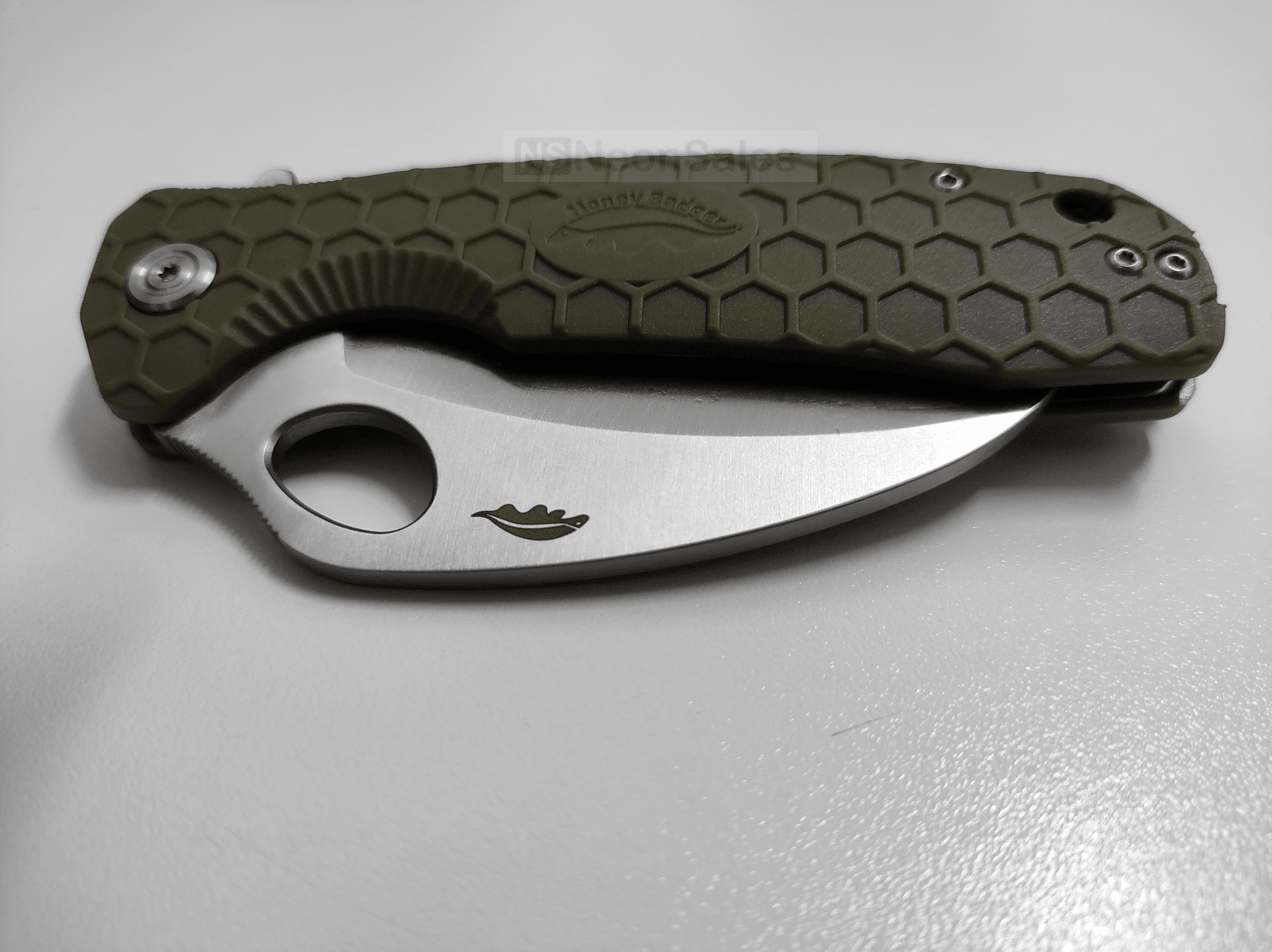 HONEY BADGER CLAW FLIPPER - LARGE OLIVE DRAB - NeonSales South Africa