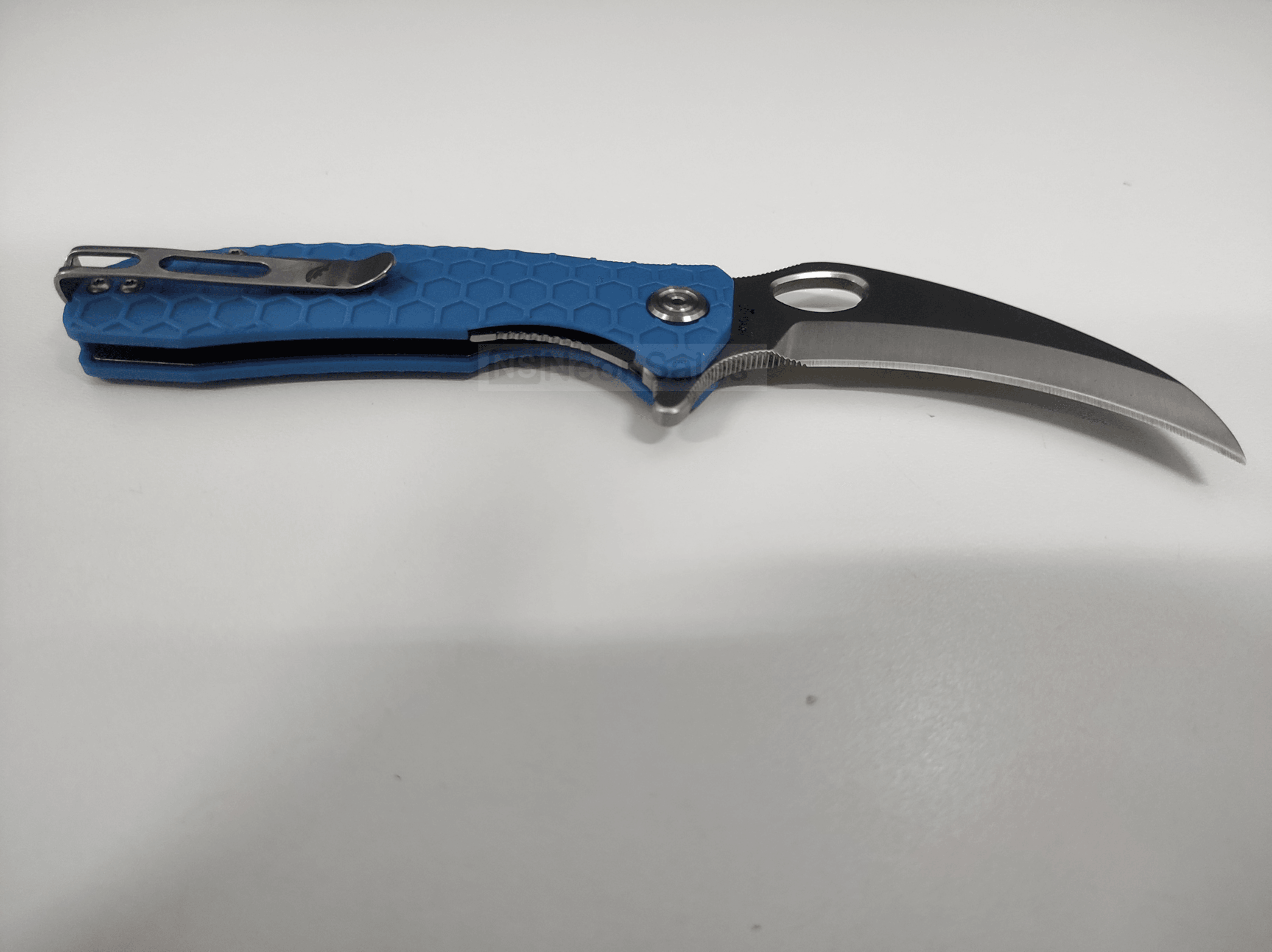 HONEY BADGER CLAW FLIPPER - MEDIUM BLUE - NeonSales South Africa