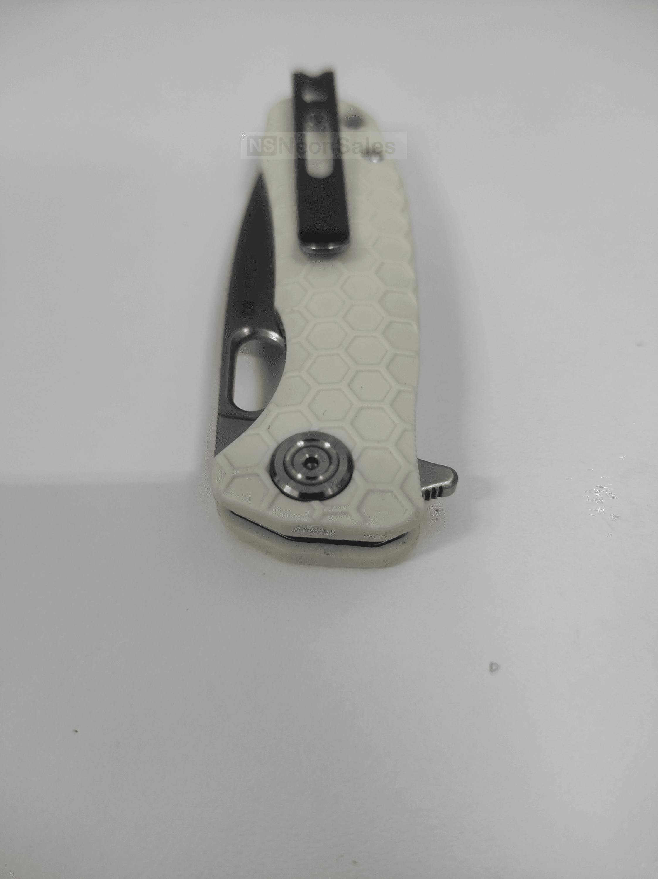 HONEY BADGER DROP-POINT FLIPPER D2 - SMALL WHITE - NeonSales South Africa