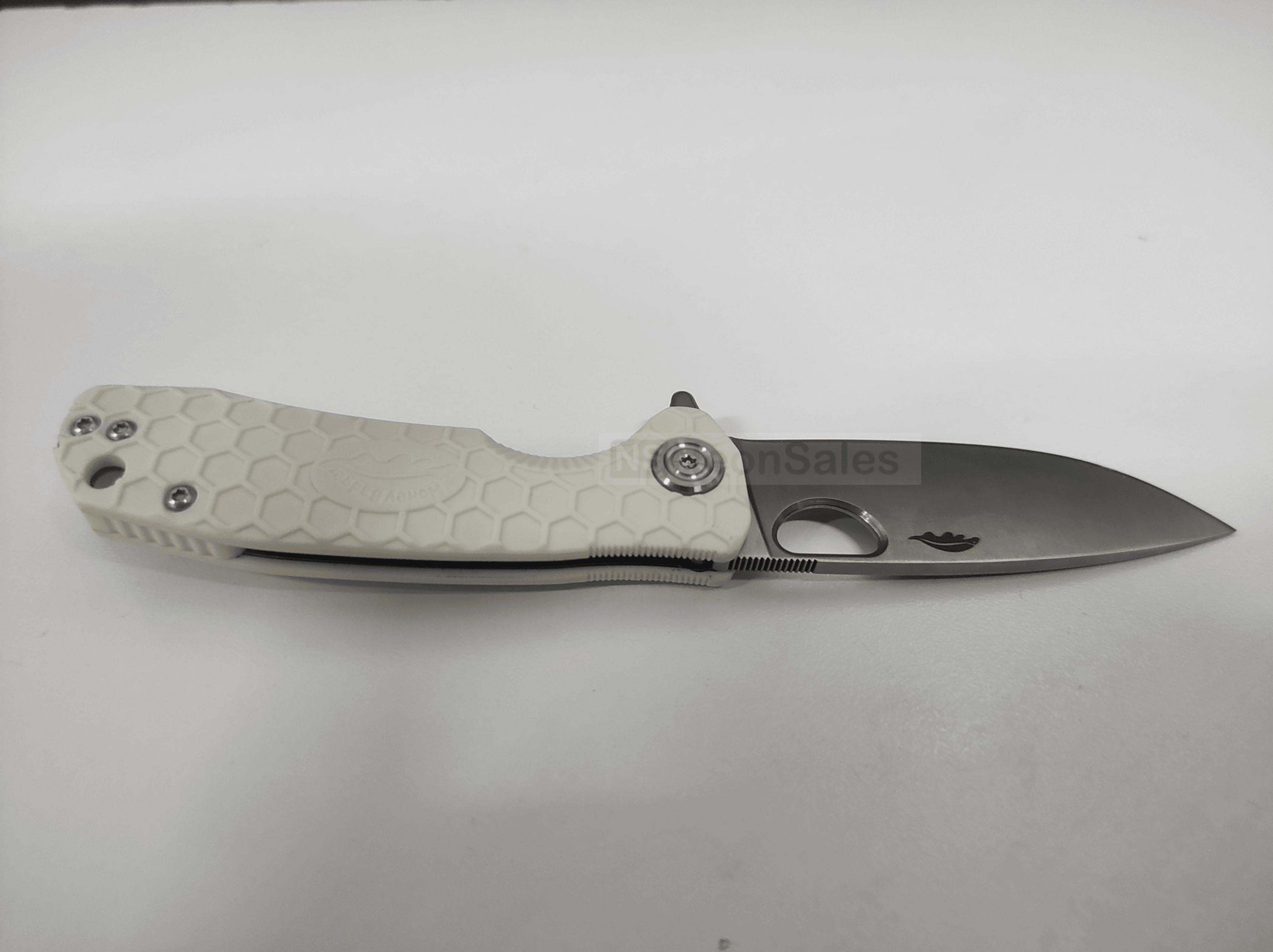 HONEY BADGER DROP-POINT FLIPPER D2 - SMALL WHITE - NeonSales South Africa