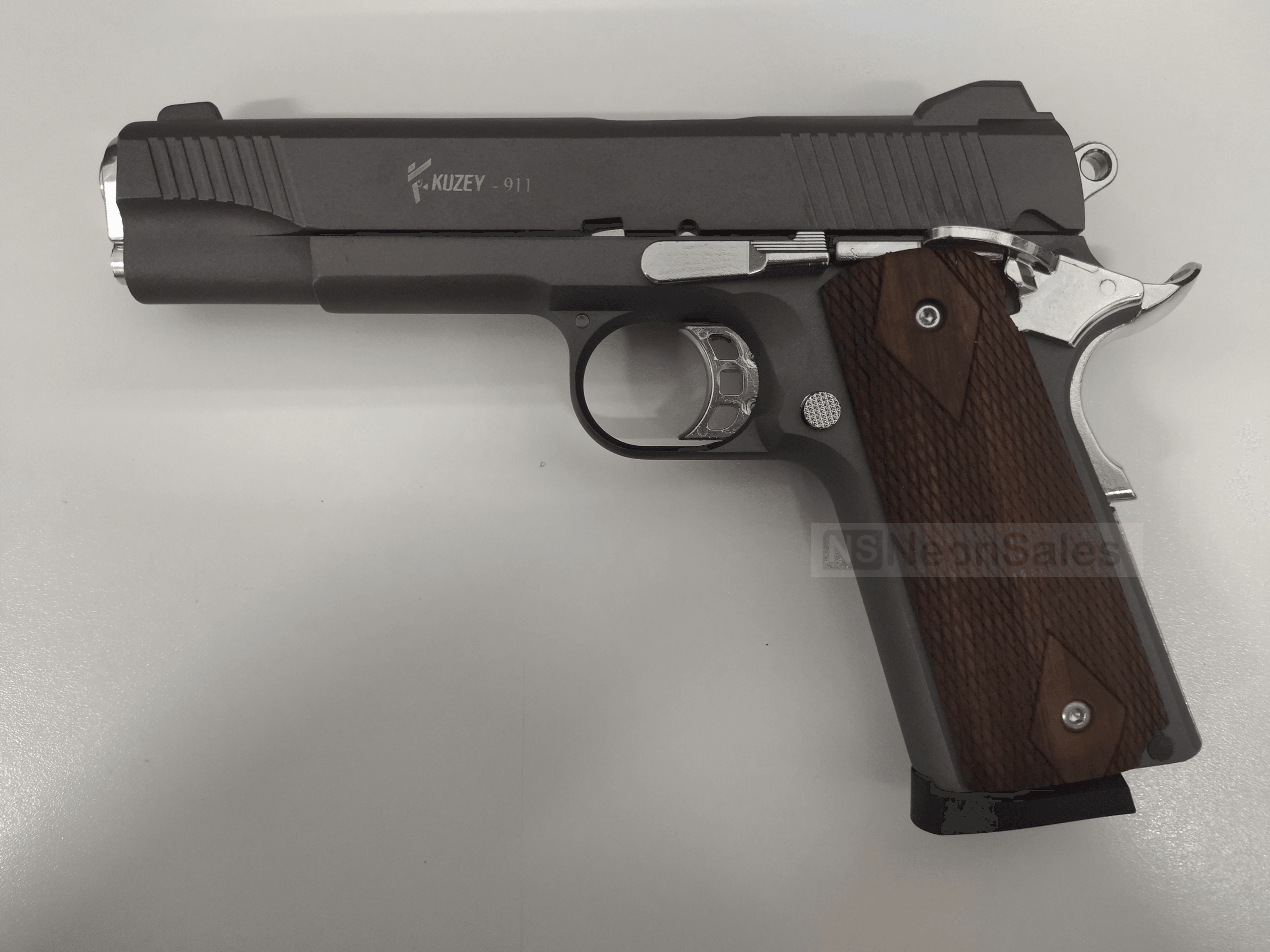 KUZEY 911 BLANK GUN - SMOKED W/ WALNUT GRIPS - NeonSales South Africa