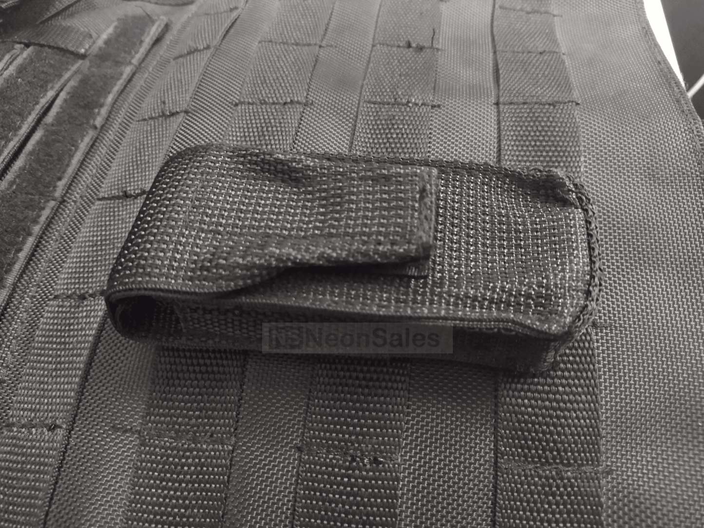 MAVERICK 17 RD DBL STACK PISTOL MAG. POUCH - MOLLE - NeonSales {{ shop.shopifyCountryName }}